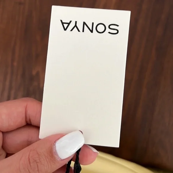 PETRA SET MARIGOLD SIZE 0 worn once then dry cleaned - Picture 3 of 3